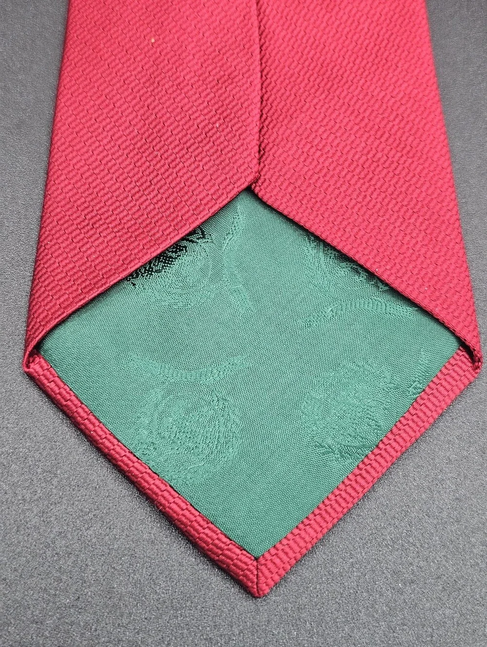Vintage Tommy Hilfiger Men's Solid Red Silk Necktie Made in USA Crest